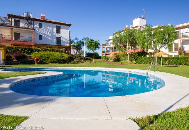 Apartamento en Ayamonte - CAP001 Con jardín y acceso a la piscina.