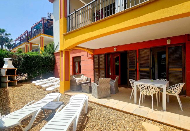 Apartamento en Ayamonte - CAP01 Con jardín y acceso a la piscina. Apartamento en Ayamonte - CAP01 Con jardín y acceso a la piscina.