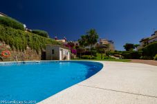 Casa en Ayamonte - WAR002 Town House with Garden and Pool Access