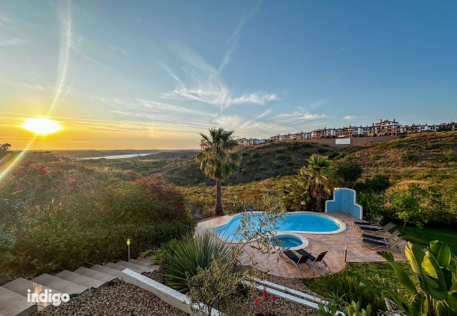 Villa en Ayamonte - Villa Nosredna 5 Bedroom & Pool LES01 Villa en Ayamonte - Villa Nosredna 5 Bedroom & Pool LES01