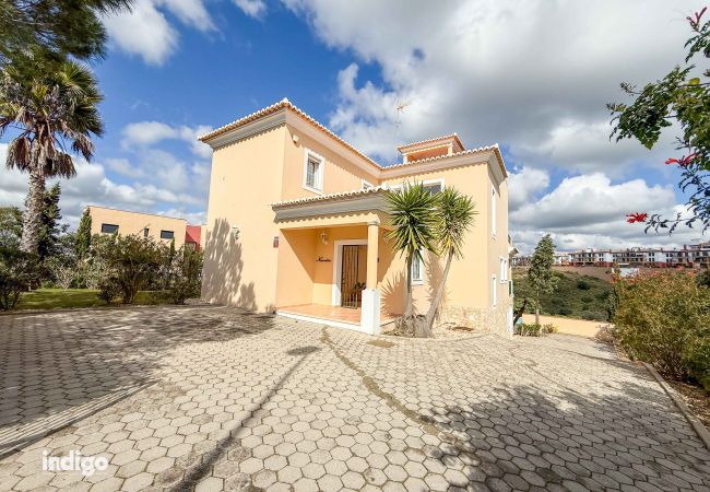 Villa en Ayamonte - Villa Nosredna 5 Bedroom & Pool LES01 Villa en Ayamonte - Villa Nosredna 5 Bedroom & Pool LES01