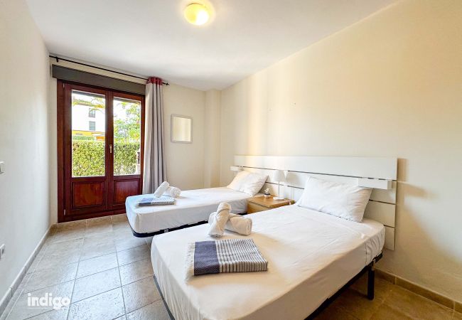 Apartamento em Ayamonte - CAP01 Con jardín y acceso a la piscina. Apartamento em Ayamonte - CAP01 Con jardín y acceso a la piscina.