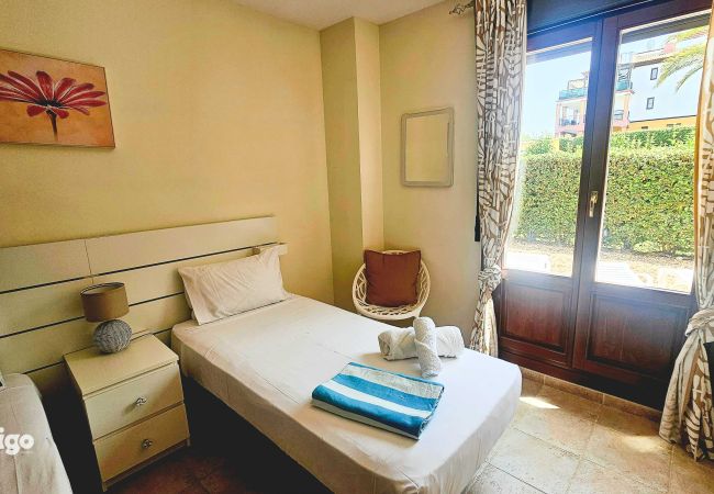 Apartamento em Ayamonte - CAP01 Con jardín y acceso a la piscina. Apartamento em Ayamonte - CAP01 Con jardín y acceso a la piscina.