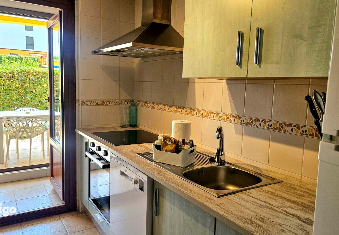 Apartamento em Ayamonte - CAP01 Con jardín y acceso a la piscina. Apartamento em Ayamonte - CAP01 Con jardín y acceso a la piscina.