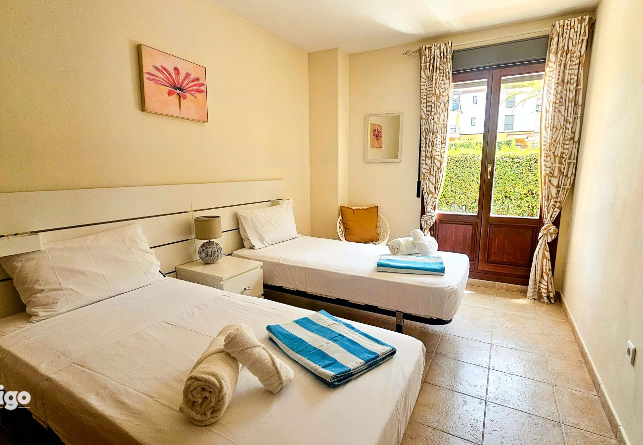 Apartamento em Ayamonte - CAP01 Con jardín y acceso a la piscina. Apartamento em Ayamonte - CAP01 Con jardín y acceso a la piscina.