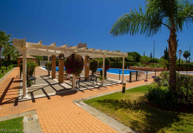 Apartamento em Punta del Moral - HAR02 Sea View Apartment 200m to Beach Apartamento em Punta del Moral - HAR02 Sea View Apartment 200m to Beach