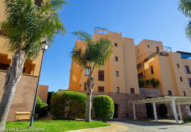 Apartamento em Isla Canela - DUF02 Sea Facing Beach Front Apartment Apartamento em Isla Canela - DUF02 Sea Facing Beach Front Apartment