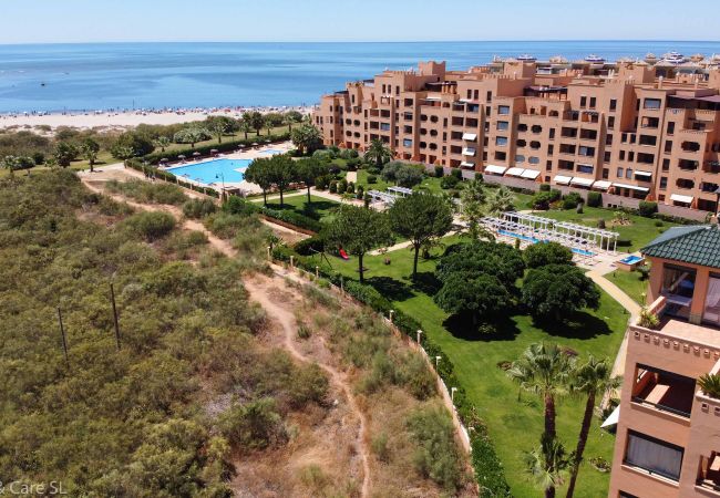 Apartamento em Isla Canela - DUF02 Sea Facing Beach Front Apartment Apartamento em Isla Canela - DUF02 Sea Facing Beach Front Apartment
