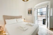 Rent by room in Ayamonte - DAV003 - Niña Beautiful Modern Suite within the ce