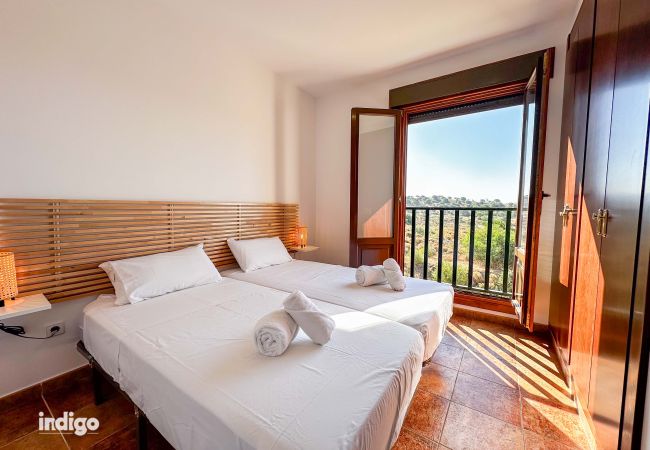  in Ayamonte - FRE01 Spacious Townhouse with Private Patio Oasis